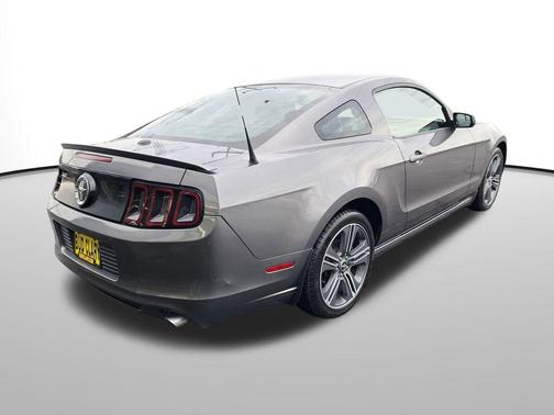 2014 Ford Mustang V6 Premium