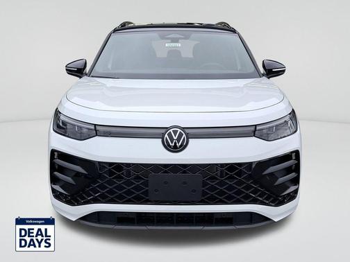 2025 Volkswagen Tiguan 2.0T SE R-Line Black