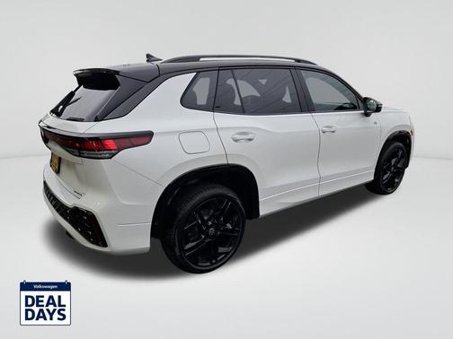 2025 Volkswagen Tiguan 2.0T SE R-Line Black