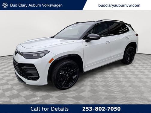 2025 Volkswagen Tiguan 2.0T SE R-Line Black