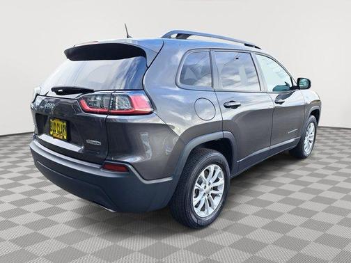 2022 Jeep Cherokee Latitude Lux