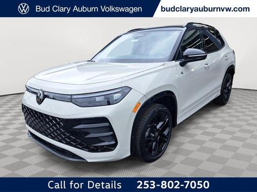 2025 Volkswagen Tiguan 2.0T SE R-Line Black