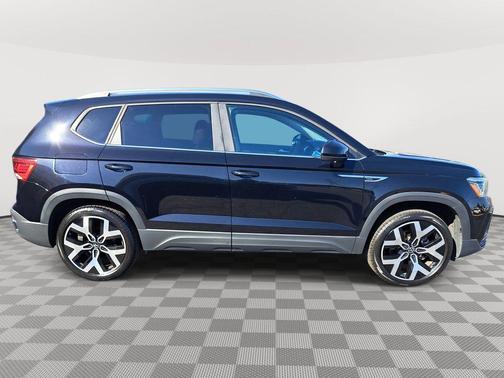 2023 Volkswagen Taos 1.5T SEL