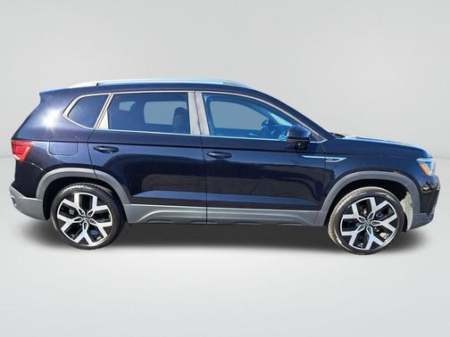 2023 Volkswagen Taos 1.5T SEL