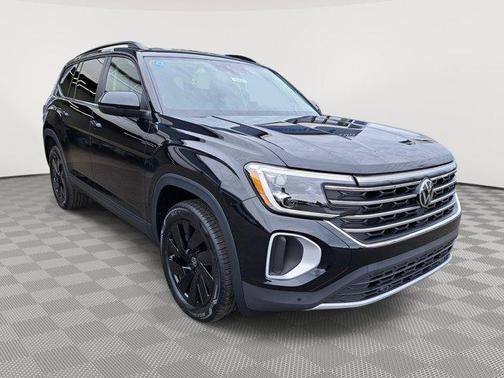 2025 Volkswagen Atlas 2.0T SE
