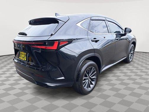 2022 Lexus NX 350h Premium