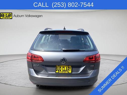 Platinum Gray Metallic 2016 Volkswagen Golf SportWagen S