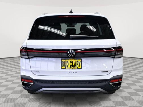 2025 Volkswagen Taos 1.5T SEL