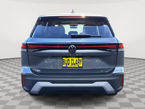 2025 Volkswagen Tiguan 2.0T SE