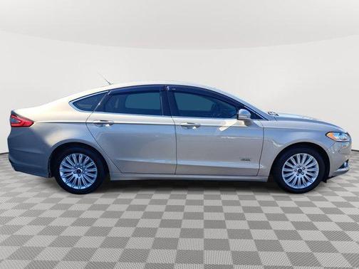 2015 Ford Fusion Energi SE Luxury