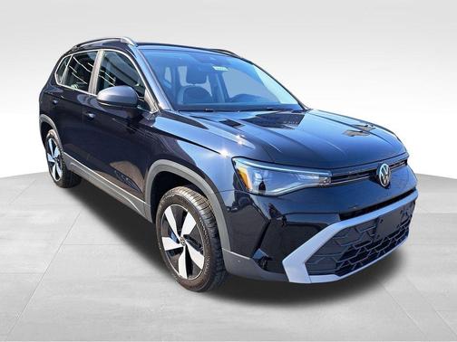Deep Black Pearl Effect 2025 Volkswagen Taos 1.5T S