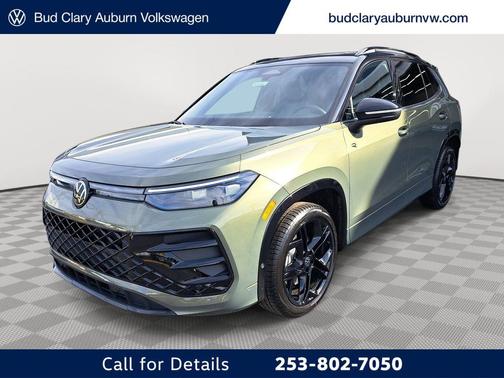 2025 Volkswagen Tiguan 2.0T SE R-Line Black