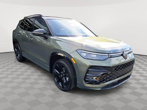 2025 Volkswagen Tiguan 2.0T SE R-Line Black