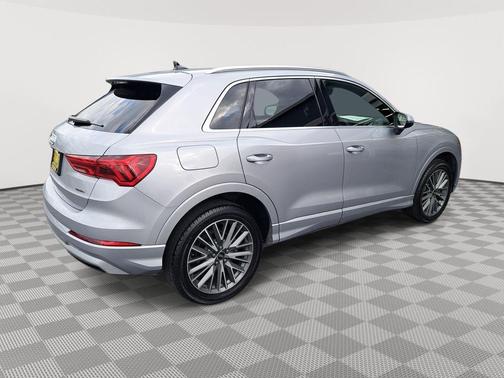 2021 Audi Q3 40 Premium