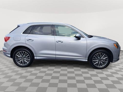 2021 Audi Q3 40 Premium