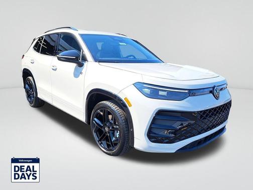 2025 Volkswagen Tiguan 2.0T SE R-Line Black