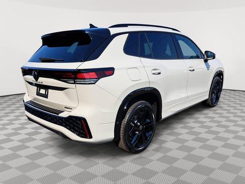 2025 Volkswagen Tiguan 2.0T SE R-Line Black