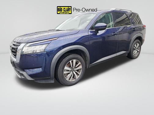 2023 Nissan Pathfinder SL