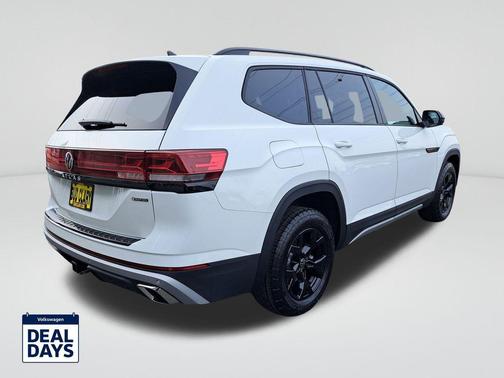 2025 Volkswagen Atlas 2.0T Peak Edition