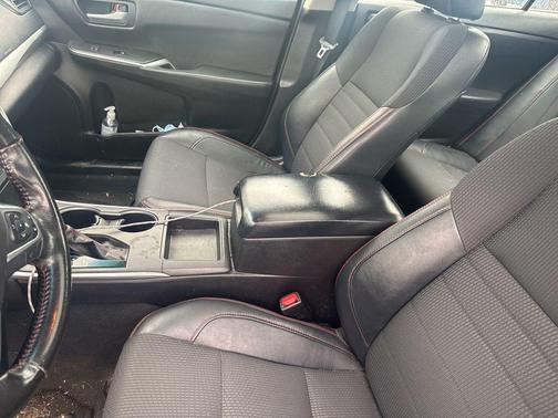 2017 Toyota Camry XSE