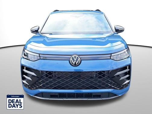 2025 Volkswagen Tiguan 2.0T SE R-Line Black