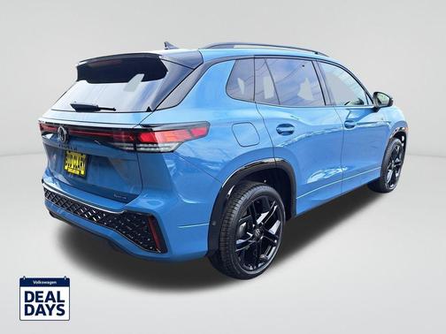 2025 Volkswagen Tiguan 2.0T SE R-Line Black