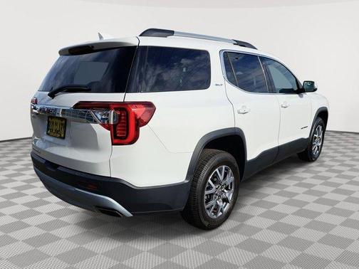 2020 GMC Acadia SLT
