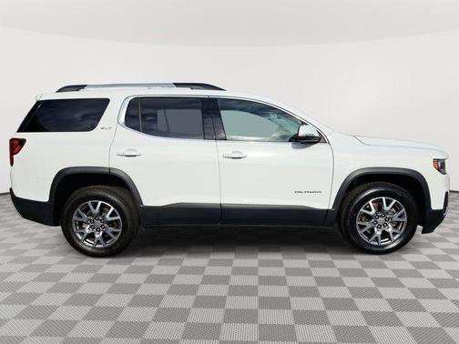 2020 GMC Acadia SLT