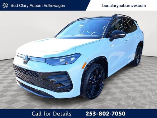 2025 Volkswagen Tiguan 2.0T SE R-Line Black