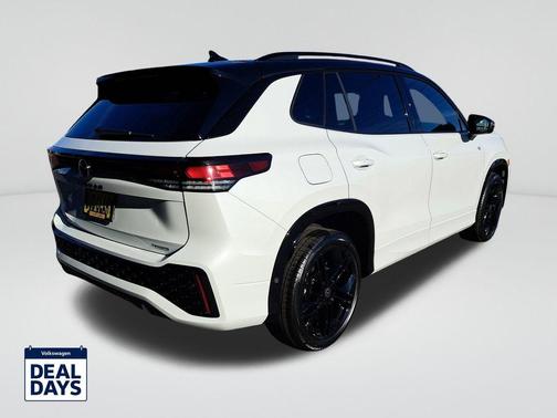 2025 Volkswagen Tiguan 2.0T SE R-Line Black