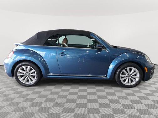 2017 Volkswagen Beetle 1.8T Classic