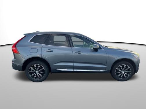 2019 Volvo XC60 T5 Inscription