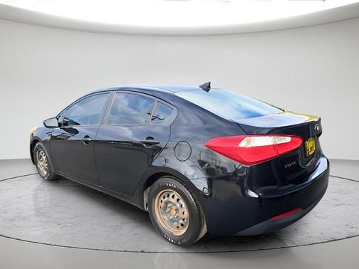 Aurora Black Pearl 2016 Kia Forte LX