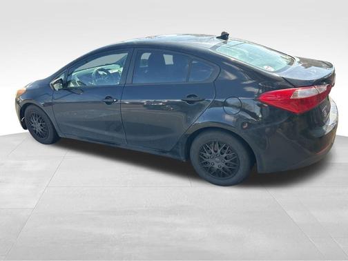 Aurora Black Pearl 2016 Kia Forte LX