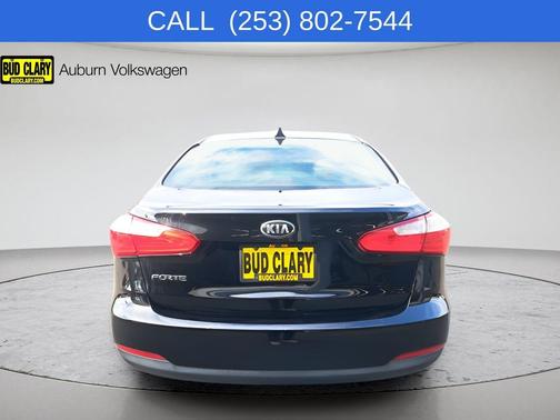 Aurora Black Pearl 2016 Kia Forte LX