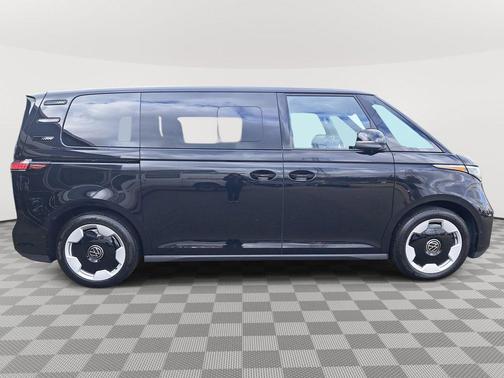 2025 Volkswagen ID. Buzz Pro S