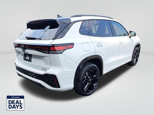 2025 Volkswagen Tiguan 2.0T SE R-Line Black