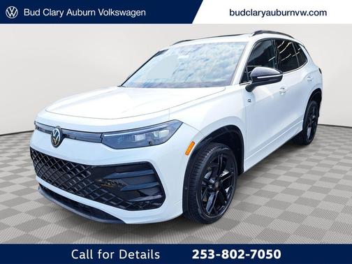 2025 Volkswagen Tiguan 2.0T SE R-Line Black