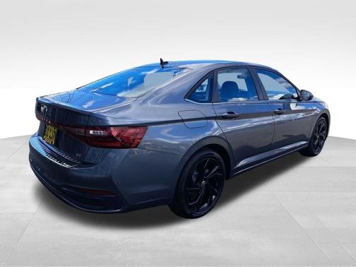 Gray 2026 Volkswagen Jetta 1.5T SE