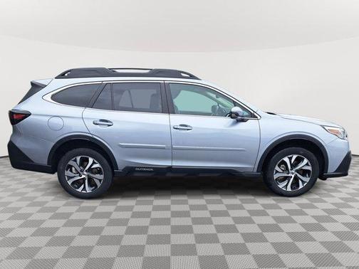 2022 Subaru Outback Limited XT