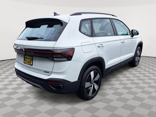 2025 Volkswagen Taos 1.5T S