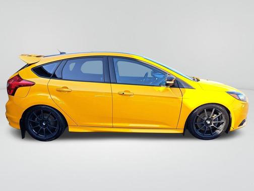 2013 Ford Focus ST Base