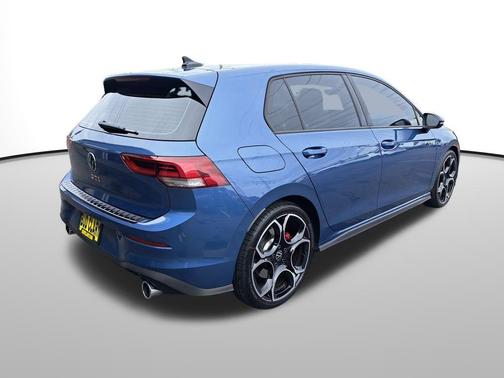 2025 Volkswagen Golf GTI 2.0T Autobahn