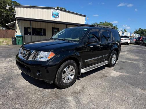 Super Black 2011 Nissan Pathfinder Silver