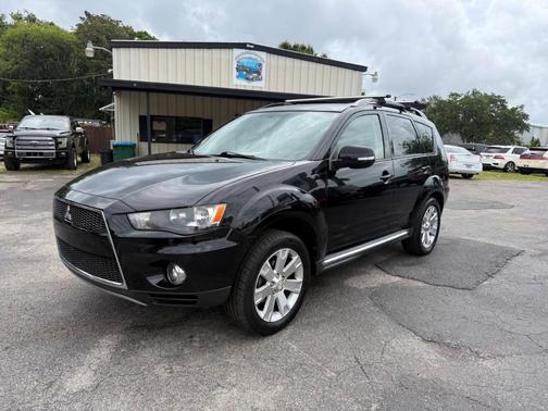 Black 2012 Mitsubishi Outlander SE
