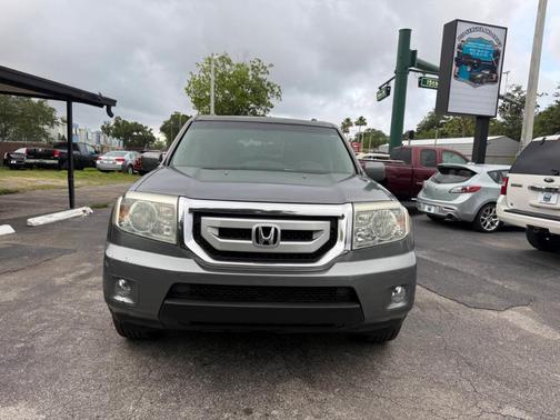 Gray 2009 Honda Pilot Touring