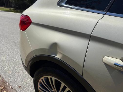Beige 2016 Lincoln MKX Reserve