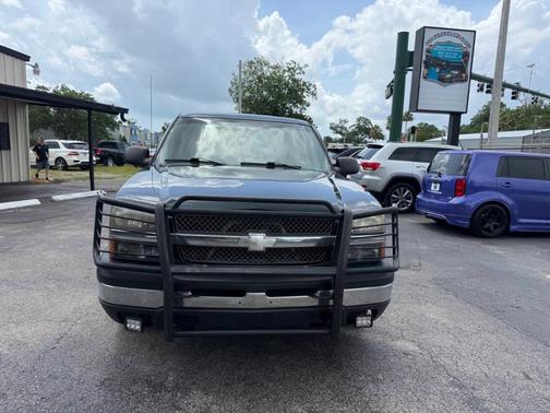 Green 2004 Chevrolet Silverado 1500 LS Extended Cab
