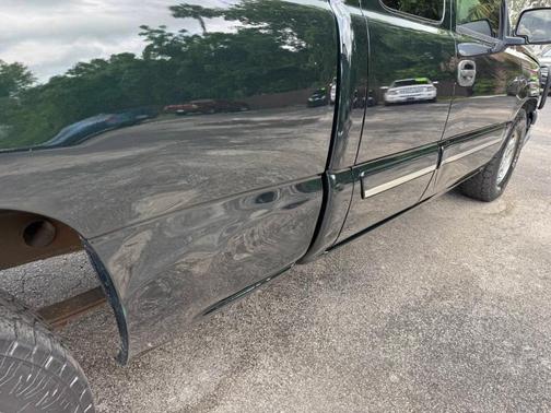 Green 2004 Chevrolet Silverado 1500 LS Extended Cab