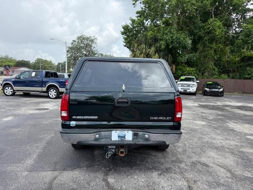 Green 2004 Chevrolet Silverado 1500 LS Extended Cab